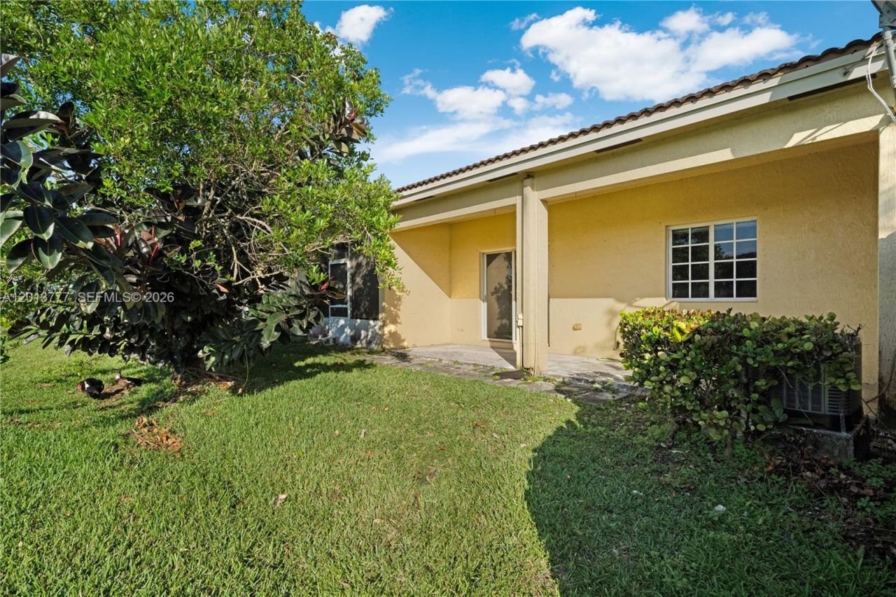 3393 NE 11th Dr , Homestead, FL 33033 Photo