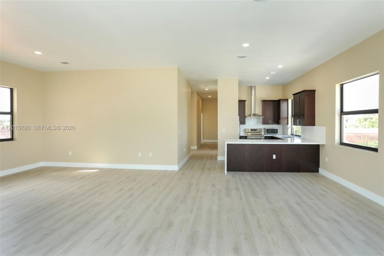 120 SW 35 Ave, Unit A1, Miami, FL 33135 Photo