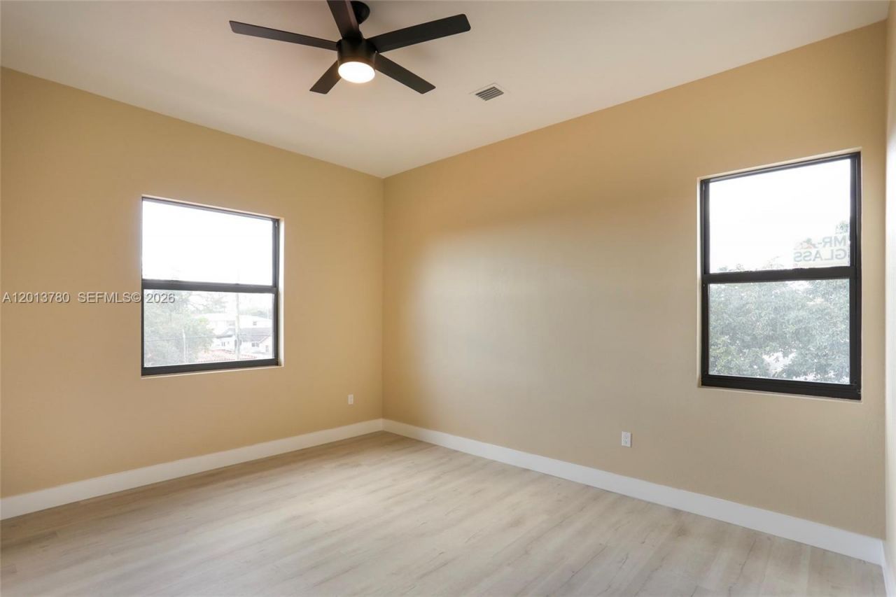 120 SW 35 Ave, Unit A1, Miami, FL 33135 Photo