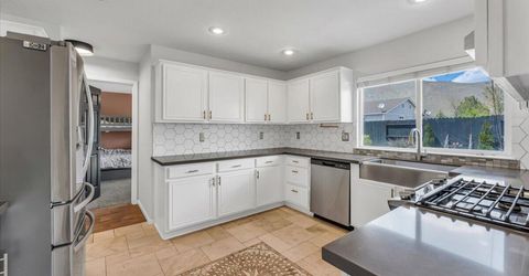 17725 Gingko Court, Reno, NV 89508 Photo