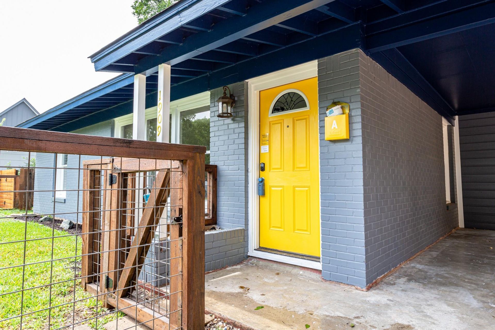 1909 Morrow St, Unit A, Austin, TX 78757 Main Photo