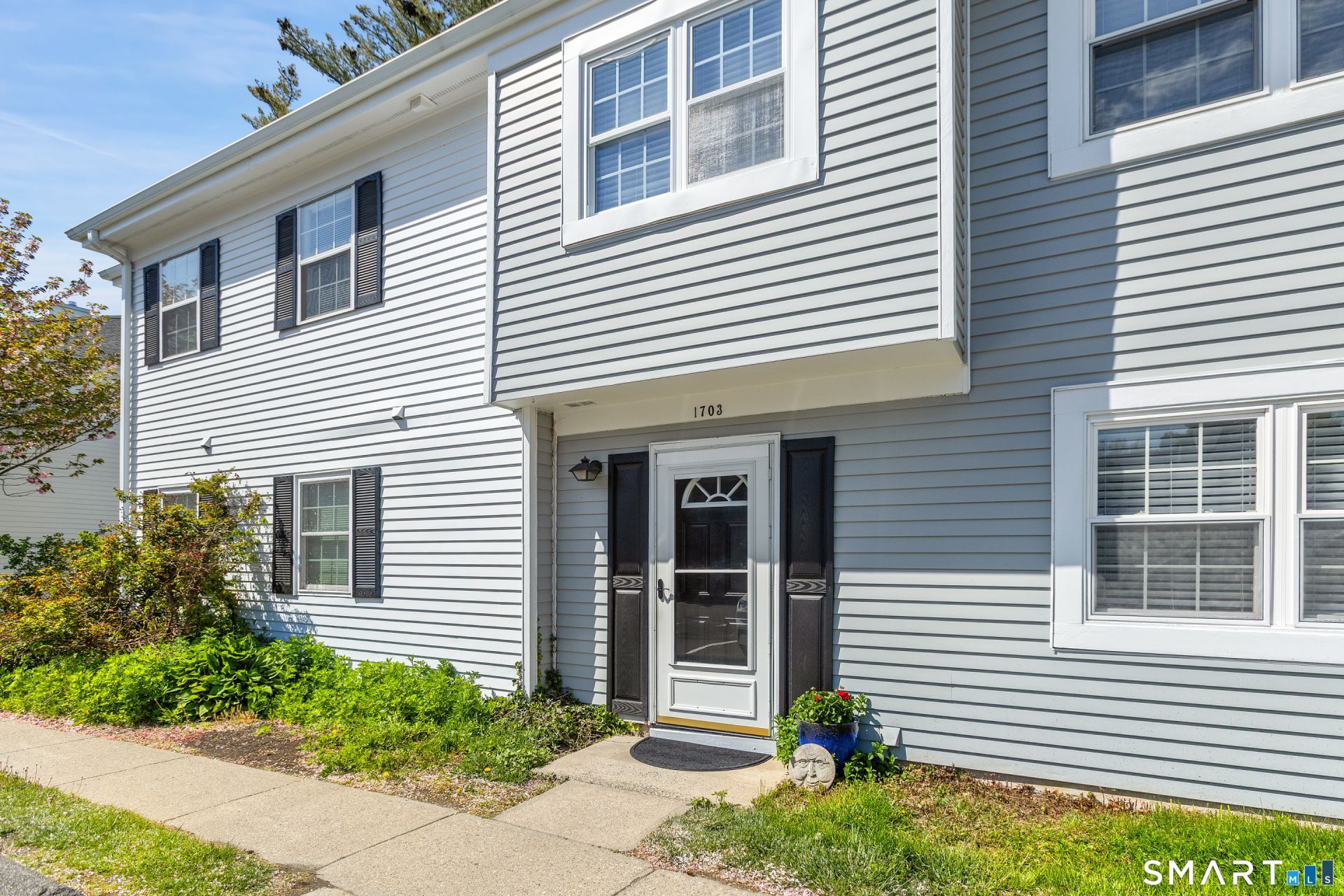 93 Park, Unit 1703, Danbury, CT 06810 Main Photo