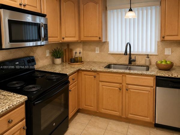 180 NE 12th Ave, Unit 16E, Hallandale Beach, FL 33009