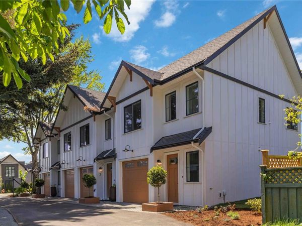 2312 Orchard Ave, Unit #3, Sidney, BC V8L 1T6