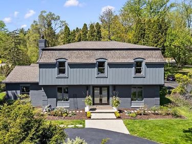 25080 Glynholm Court, Bloomfield Twp, MI 48301