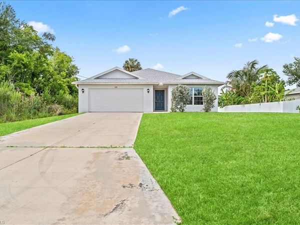 1426 NE 34th ST , CAPE CORAL, FL 33909