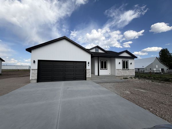 9N 460 W Bishop Drive, Blackfoot, ID 83221