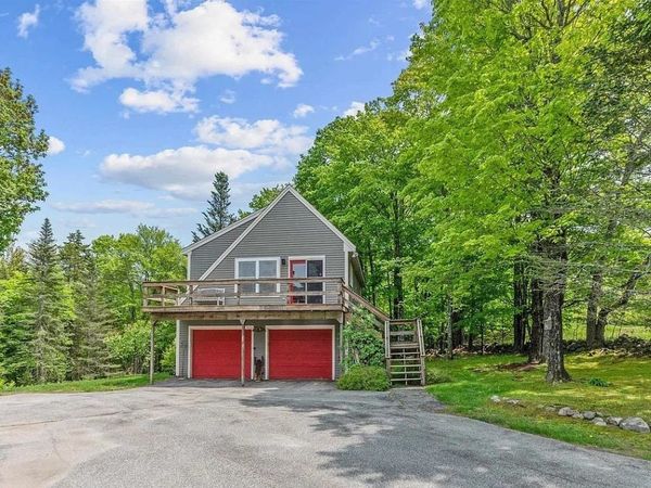 193 Maple Lane, New London, NH 03257