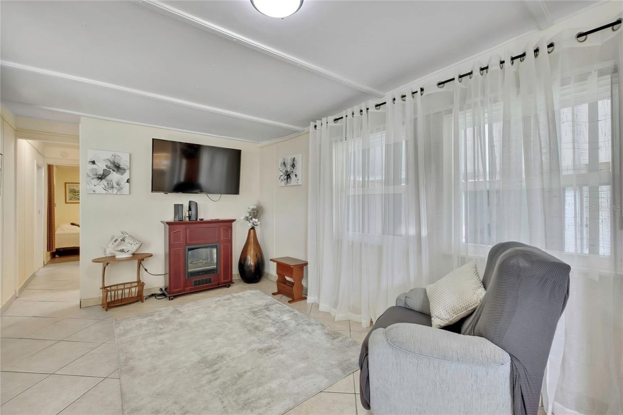 800 32nd Avenue S, Unit 606, Saint Petersburg, FL 33705 Photo