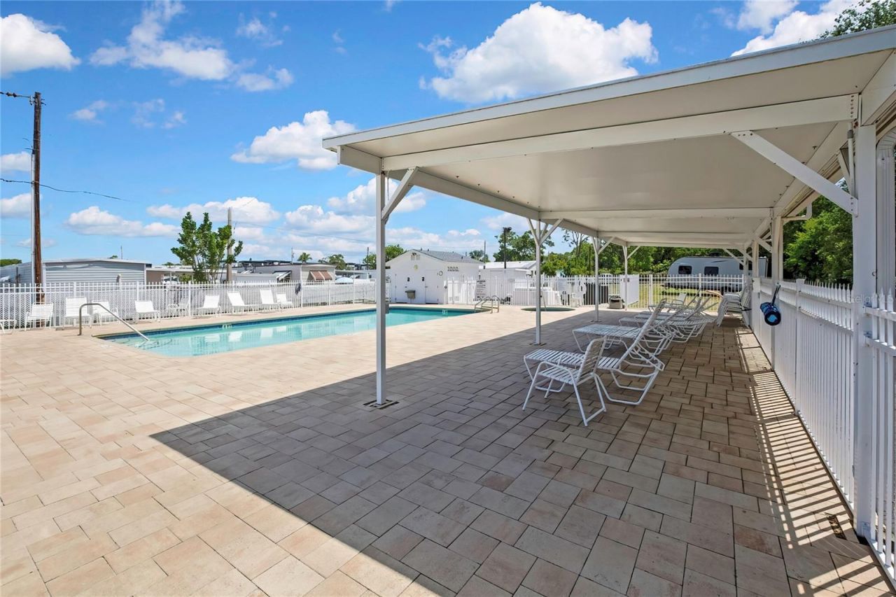 800 32nd Avenue S, Unit 606, Saint Petersburg, FL 33705 Photo