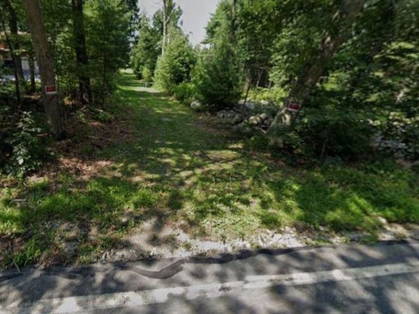 00 Sw Main St, Douglas, MA 01516