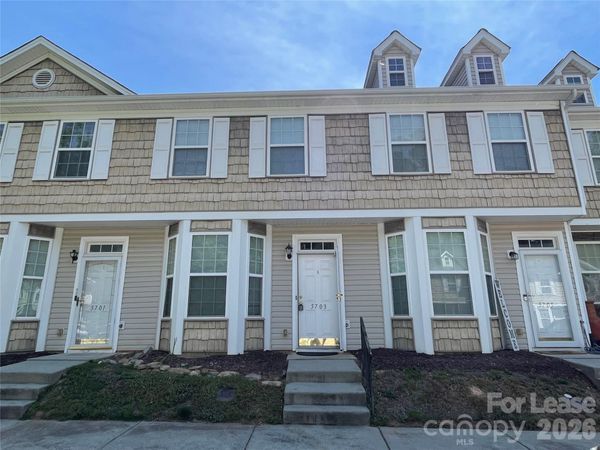 5703 Erin Drive , Dallas, NC 28034