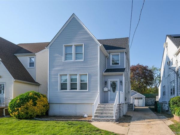 Valley Stream, NY 11581