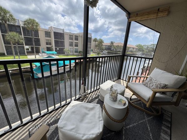 6 Royal Palm Way, Unit 202, Boca Raton, FL 33432