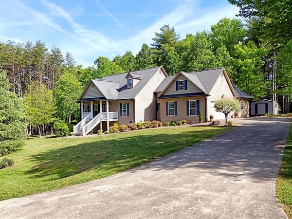 146 Creek Hollow Lane, Blairsville, GA 30512