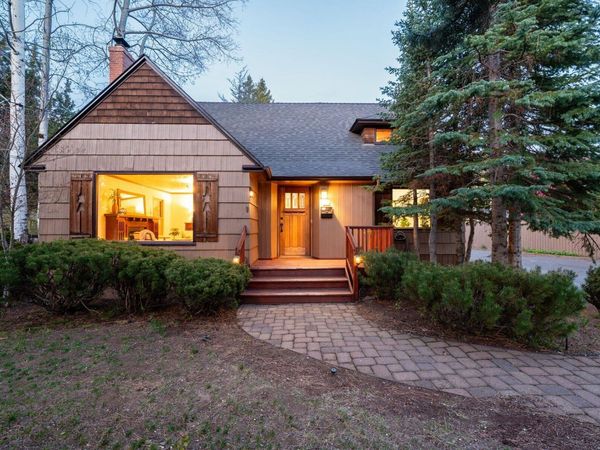 714 NE 10th Street, Bend, OR 97701