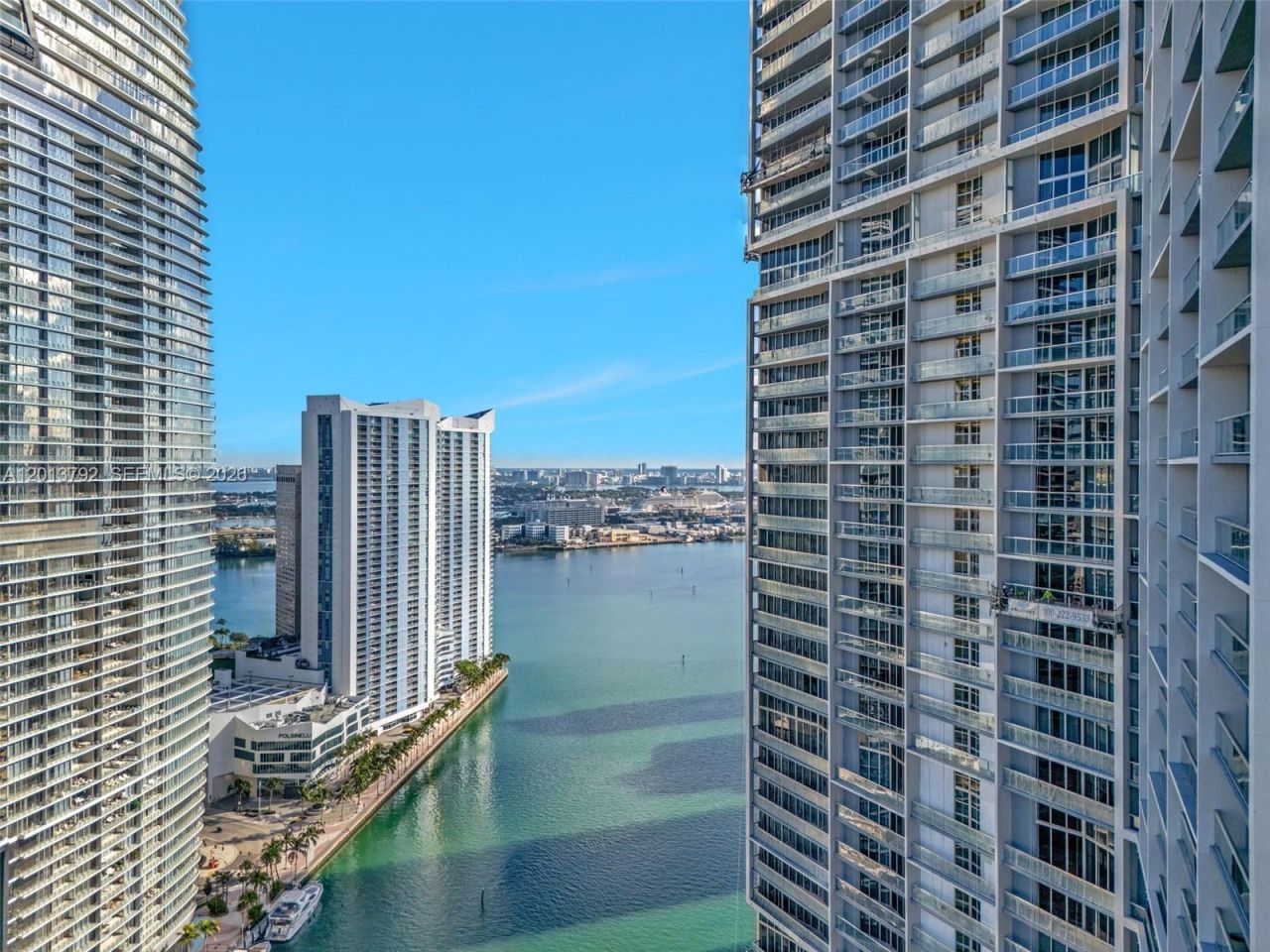 475 Brickell Ave, Unit 3515, Miami, FL 33131 Photo