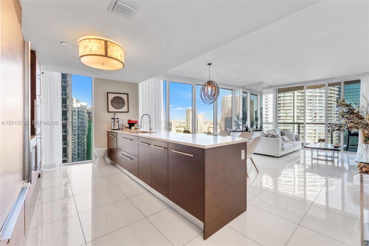 475 Brickell Ave, Unit 3515, Miami, FL 33131 Photo