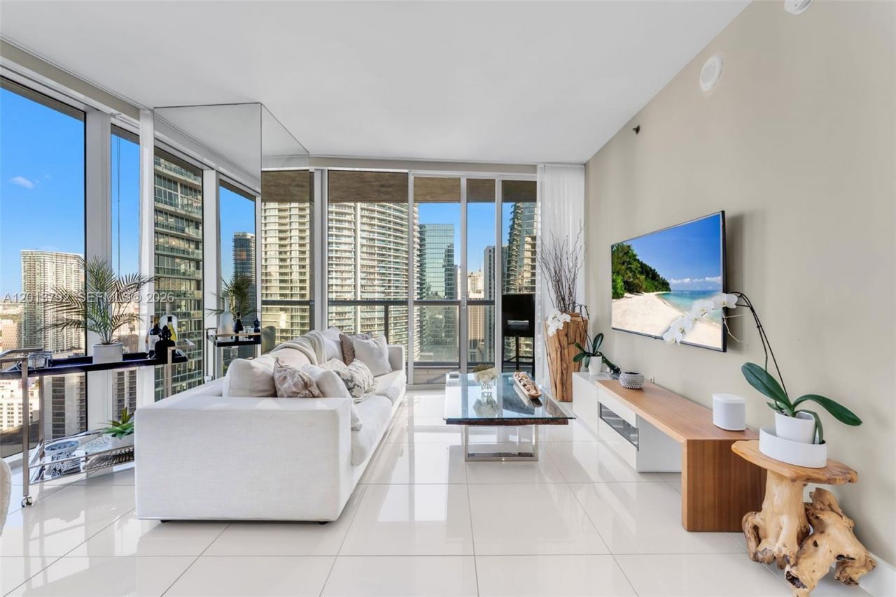 475 Brickell Ave, Unit 3515, Miami, FL 33131 Photo