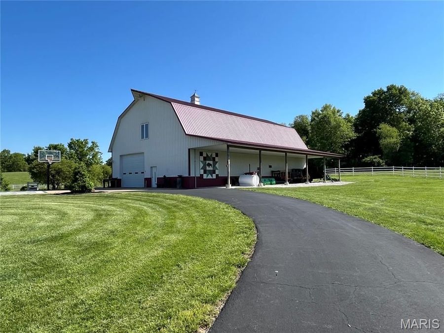 Property Image 33