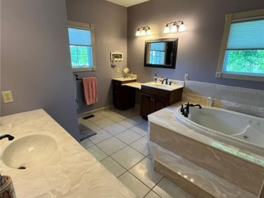 Property Image 76