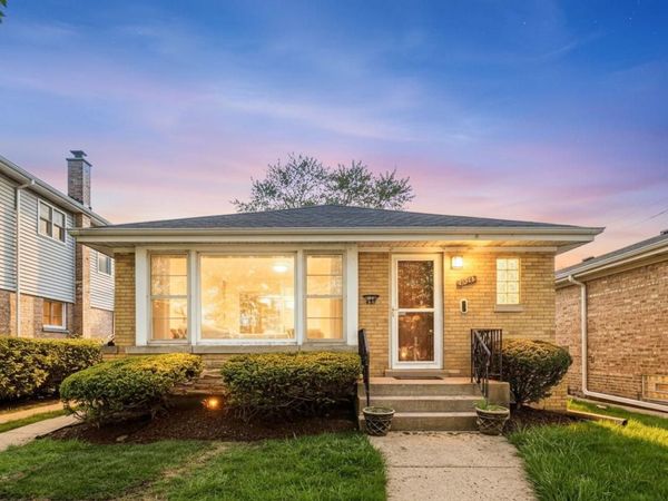 6344 N Kildare Avenue , Chicago, IL 60646