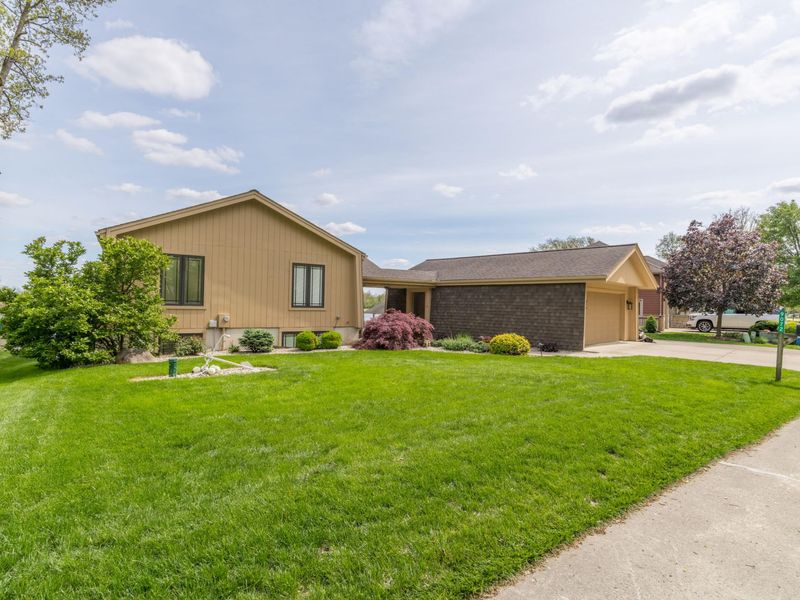9072 Hickory Lane, Huntsville, OH 43324 Photo 4