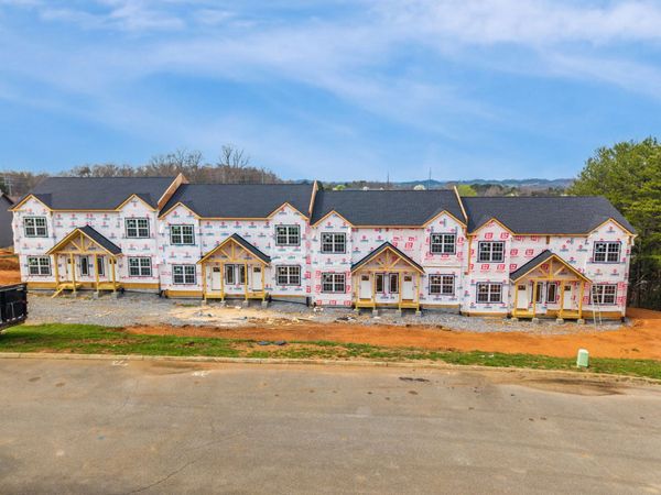 1479 William Holt Blvd , Sevierville, TN 37862