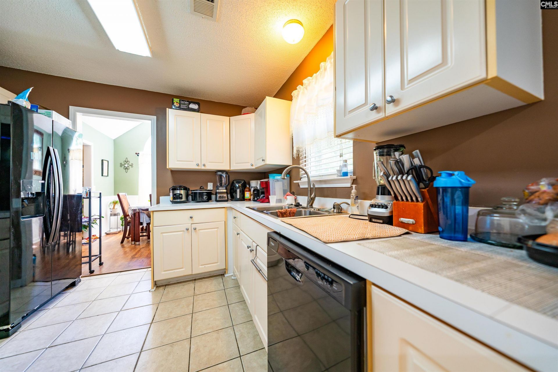 130 Brandon Hall Road  Photo 17