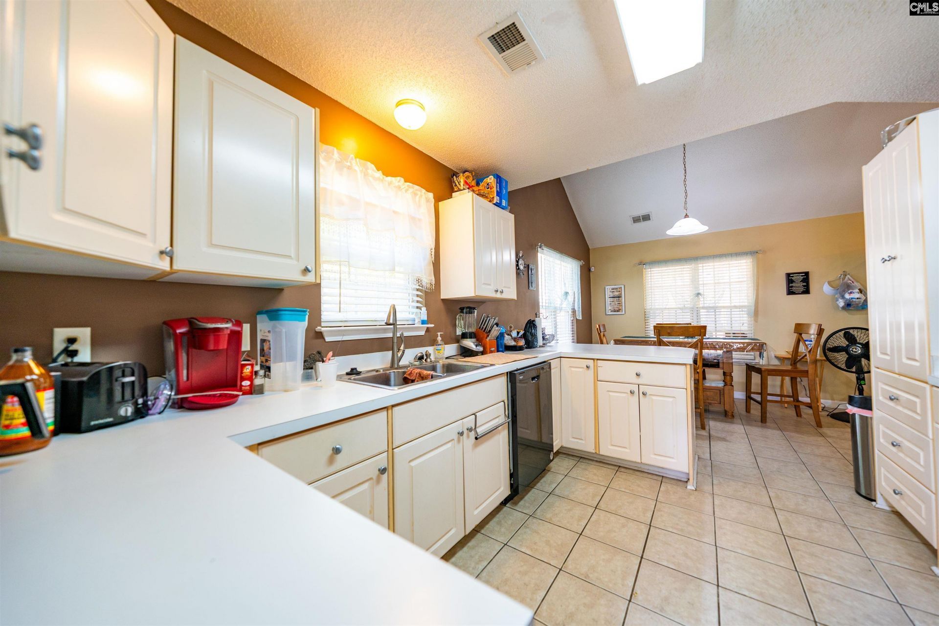 130 Brandon Hall Road  Photo 19