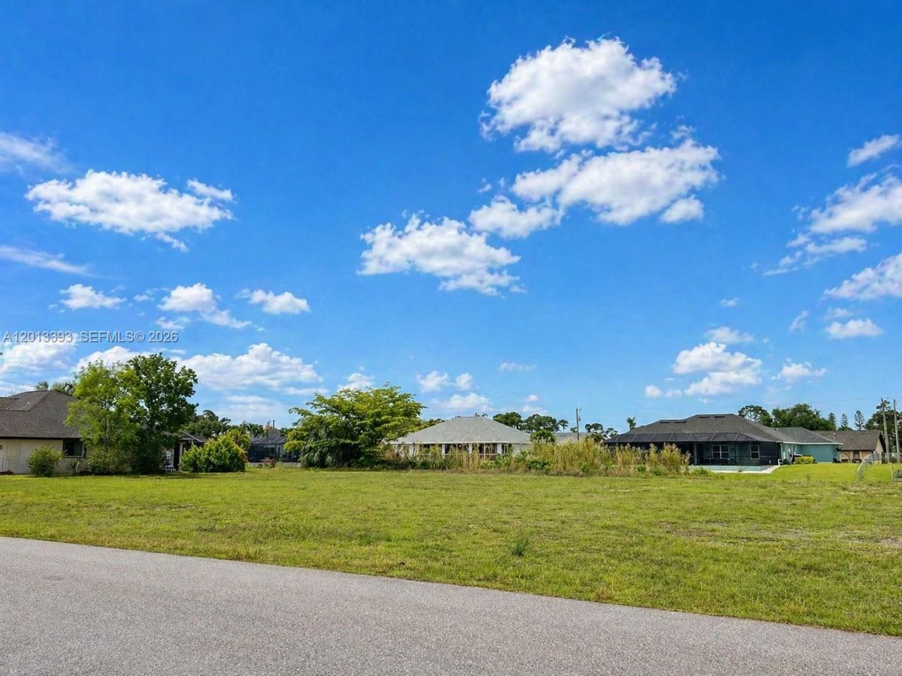 1014 SW 18th St , Cape Coral, FL 33991 Photo