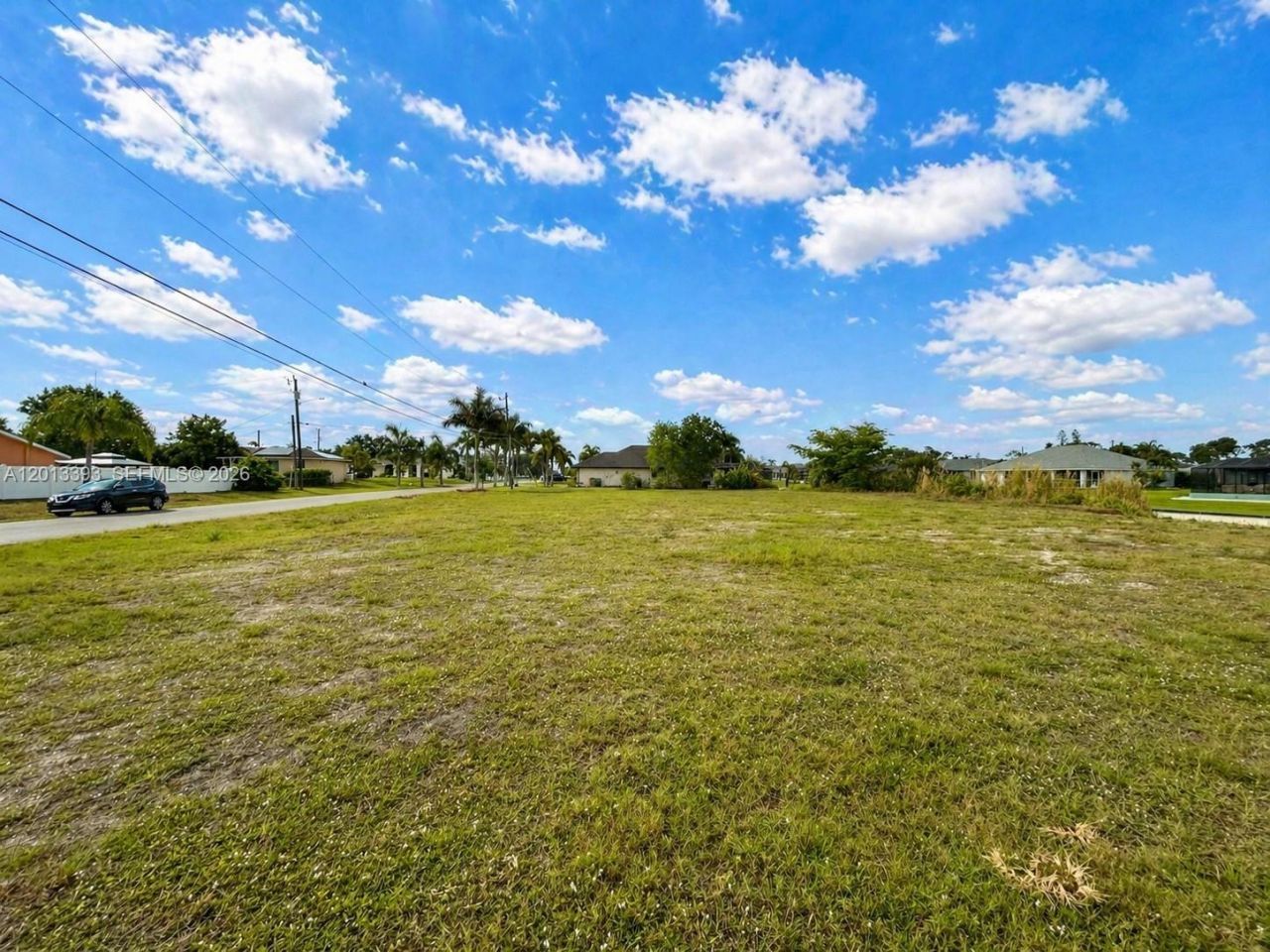 1014 SW 18th St , Cape Coral, FL 33991 Photo