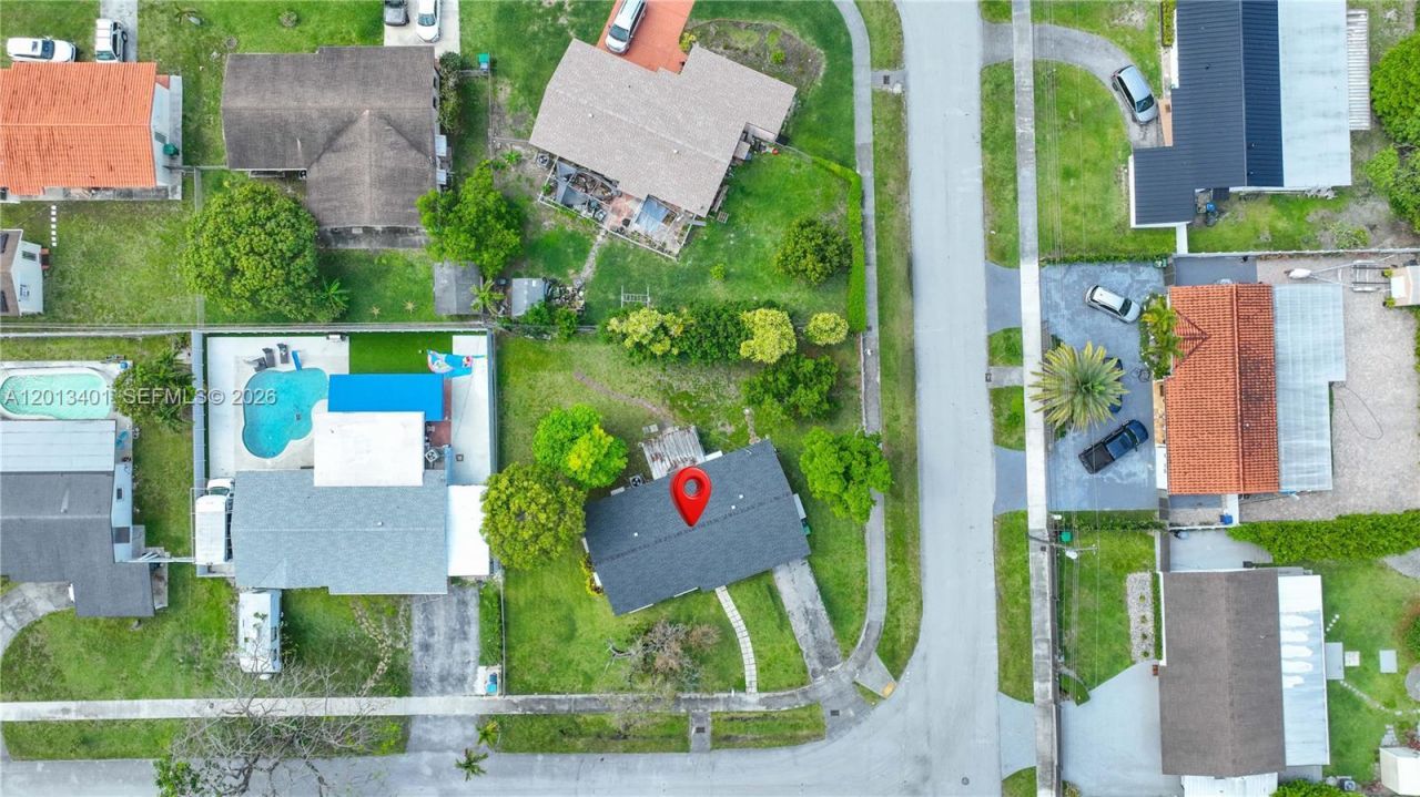 10370 SW 44th St, Miami, FL 33165 Photo