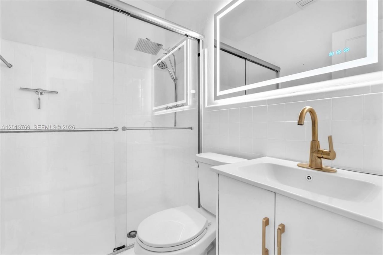 470 NE 113th St , Unit 1, Miami, FL 33161 Photo