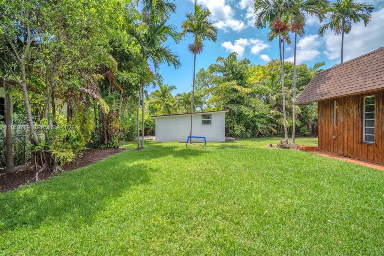 470 NE 113th St , Unit 1, Miami, FL 33161 Photo