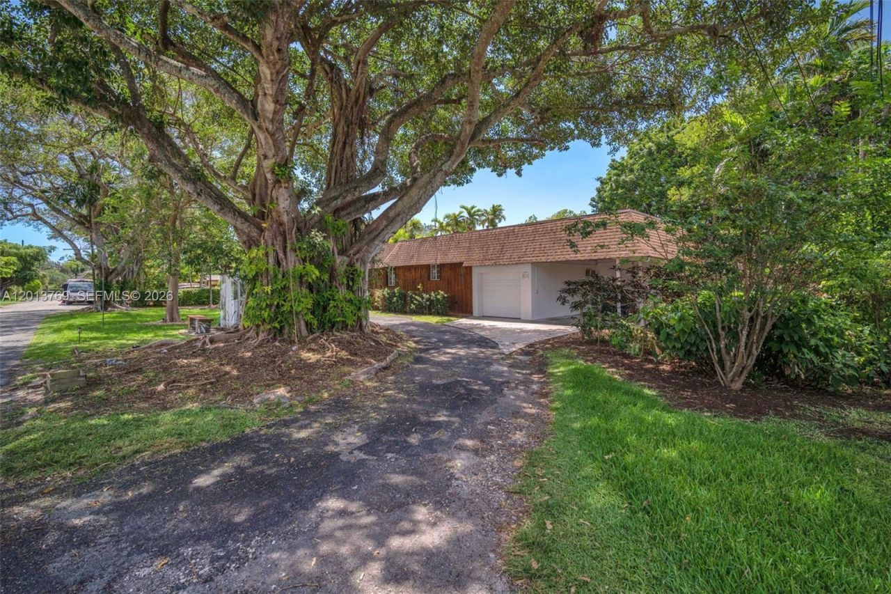 470 NE 113th St , Unit 1, Miami, FL 33161 Photo