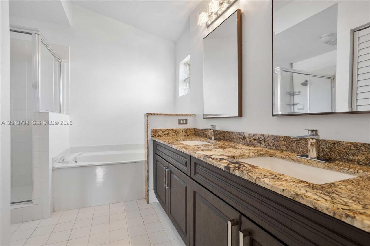 192 SW 204th Ave, Unit 192, Pembroke Pines, FL 33029 Photo