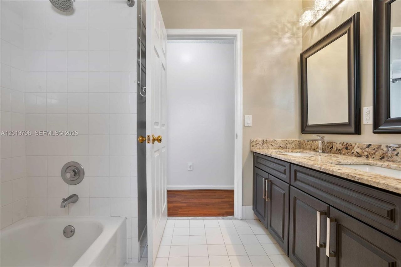 192 SW 204th Ave, Unit 192, Pembroke Pines, FL 33029 Photo