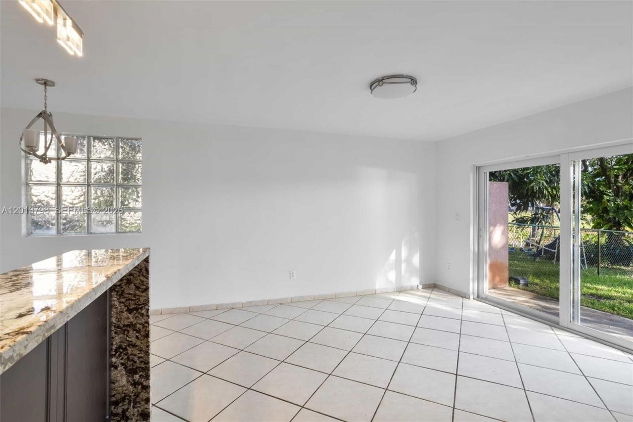 192 SW 204th Ave, Unit 192, Pembroke Pines, FL 33029 Photo