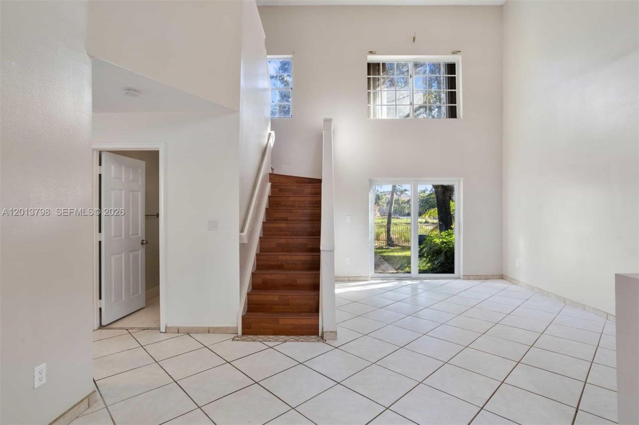 192 SW 204th Ave, Unit 192, Pembroke Pines, FL 33029 Photo