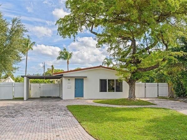 332 NW 26th Court, Wilton Manors, FL 33311