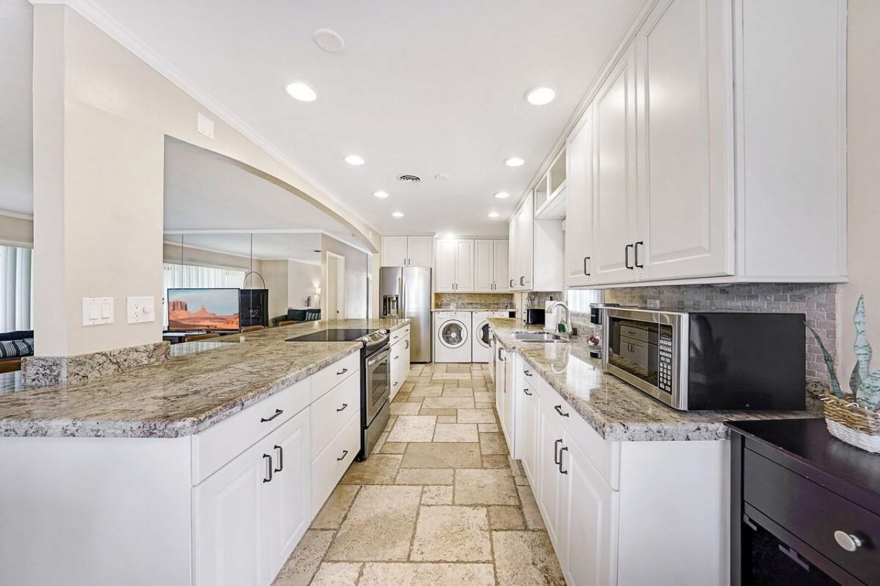 332 NW 26th Court, Wilton Manors, FL 33311 Photo