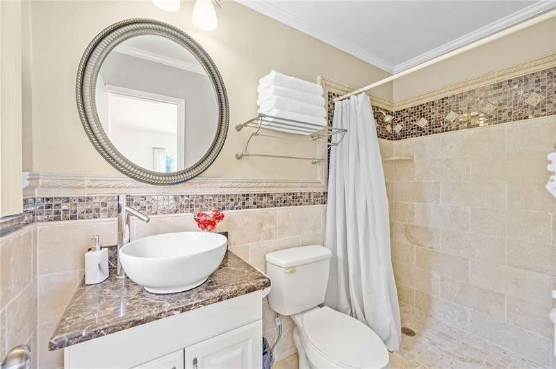 332 NW 26th Court, Wilton Manors, FL 33311 Photo