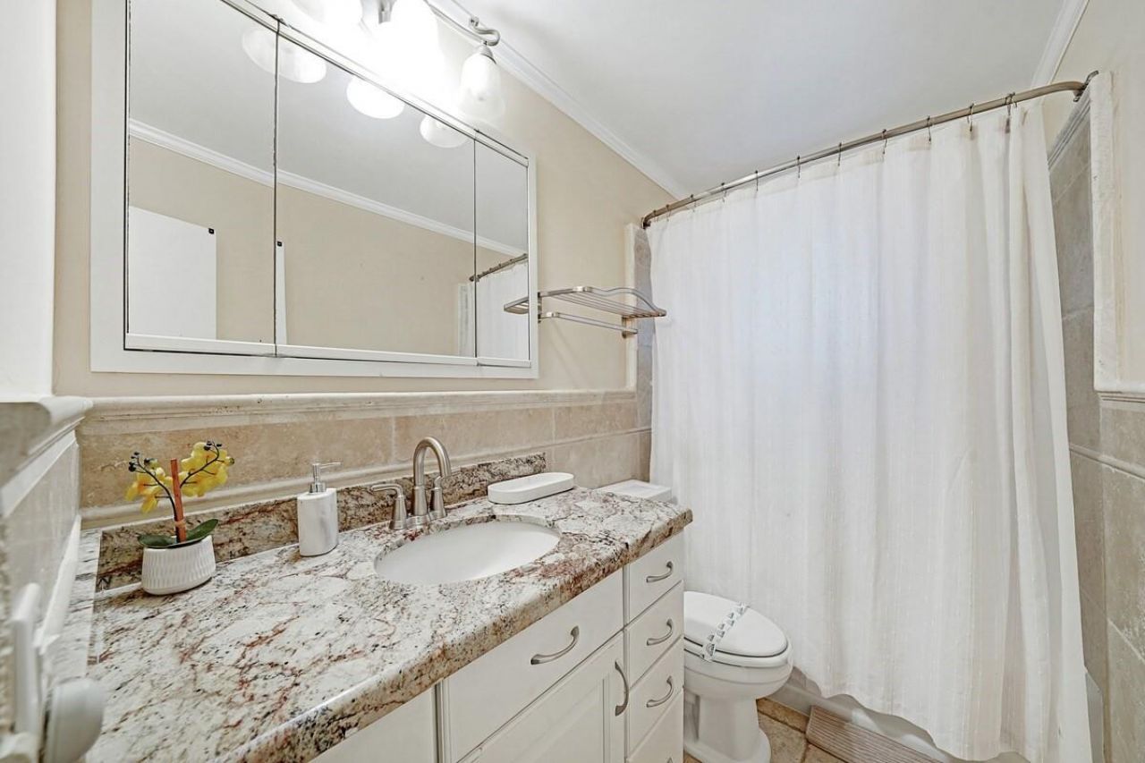 332 NW 26th Court, Wilton Manors, FL 33311 Photo