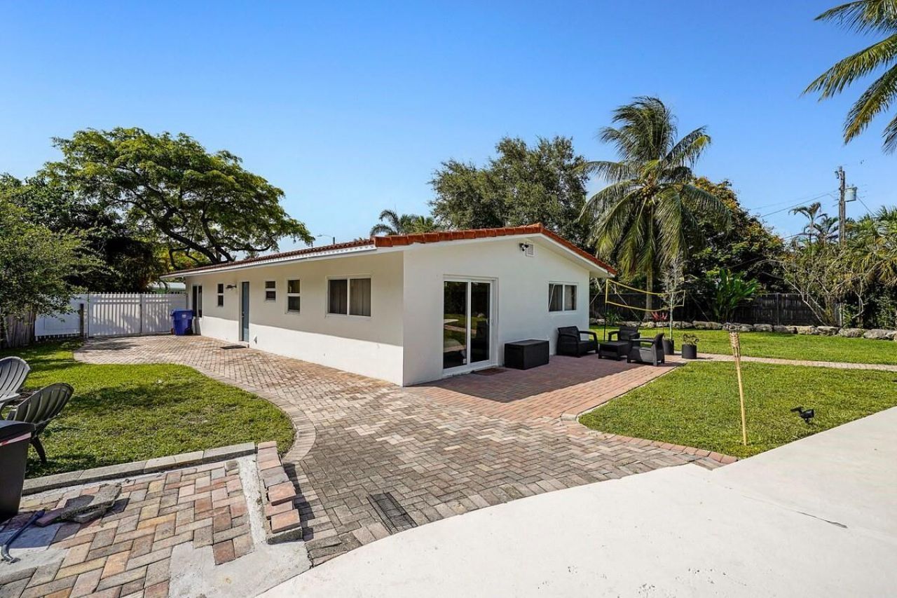 332 NW 26th Court, Wilton Manors, FL 33311 Photo