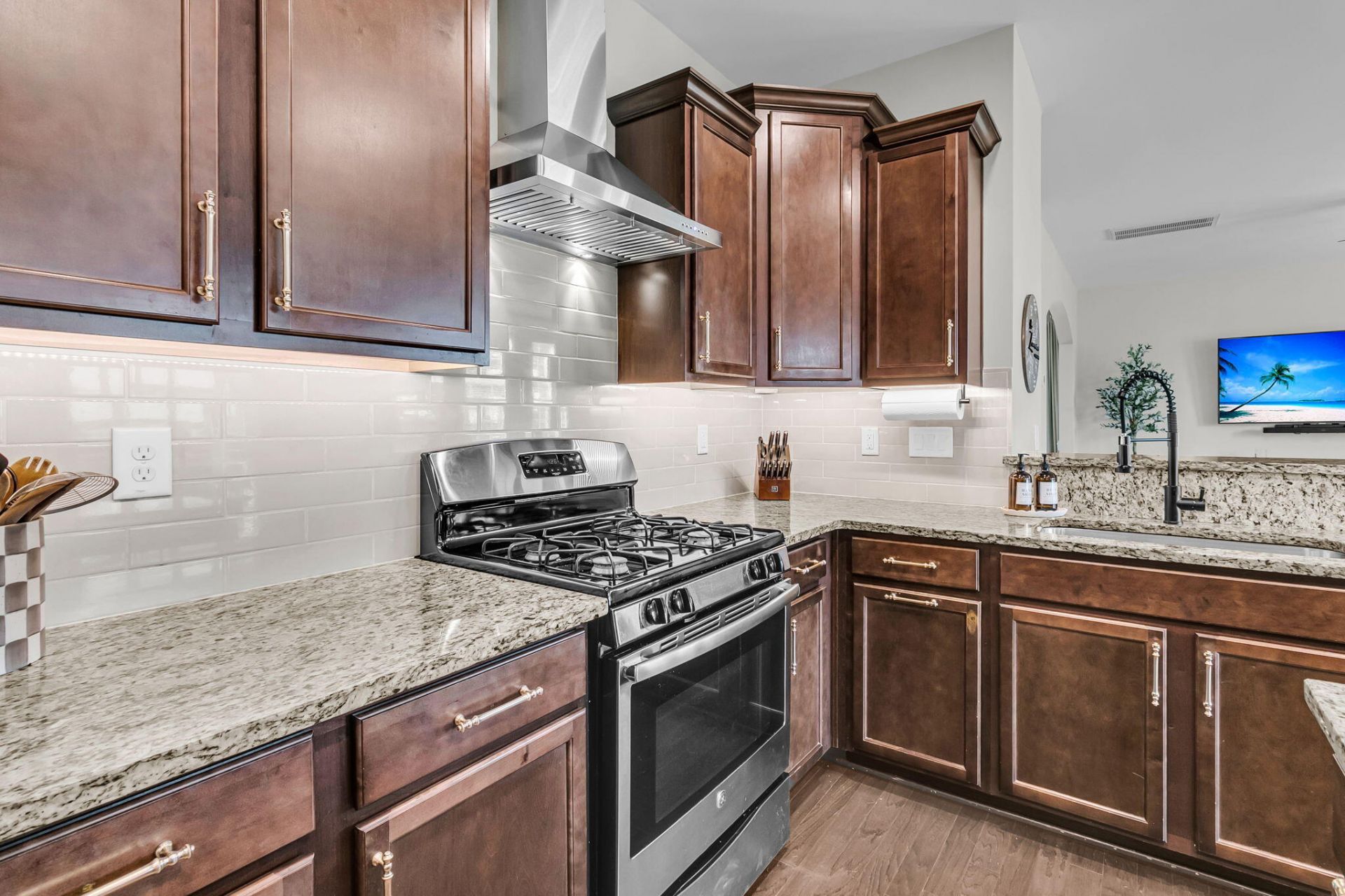 187 Lindera Preserve Boulevard Photo 25