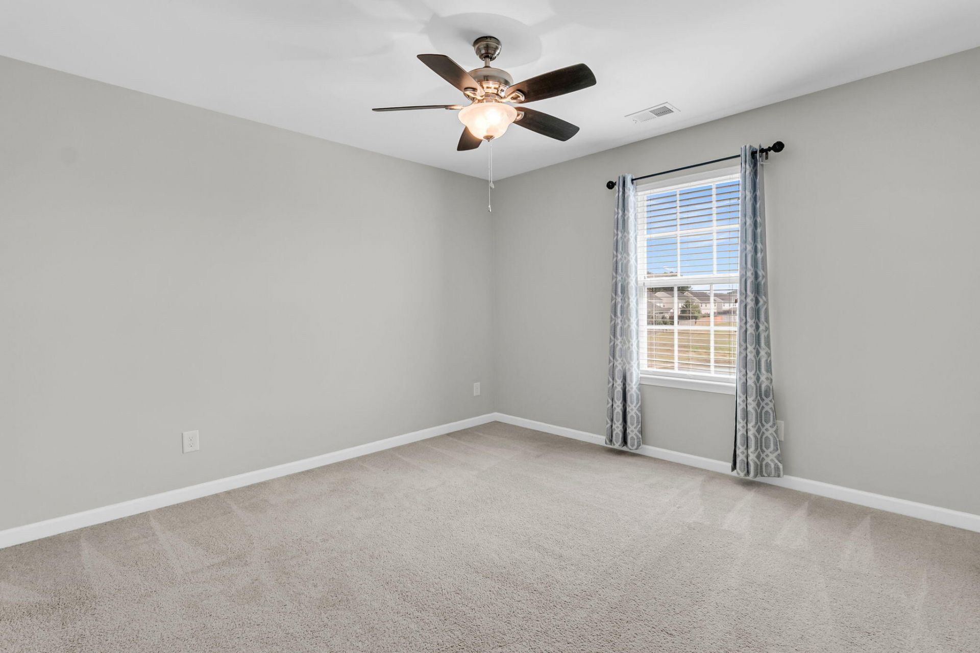 187 Lindera Preserve Boulevard Photo 40