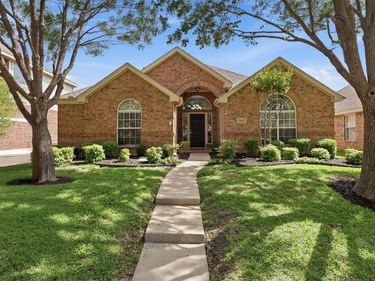 2457 Campfire Lane, Frisco, TX 75033