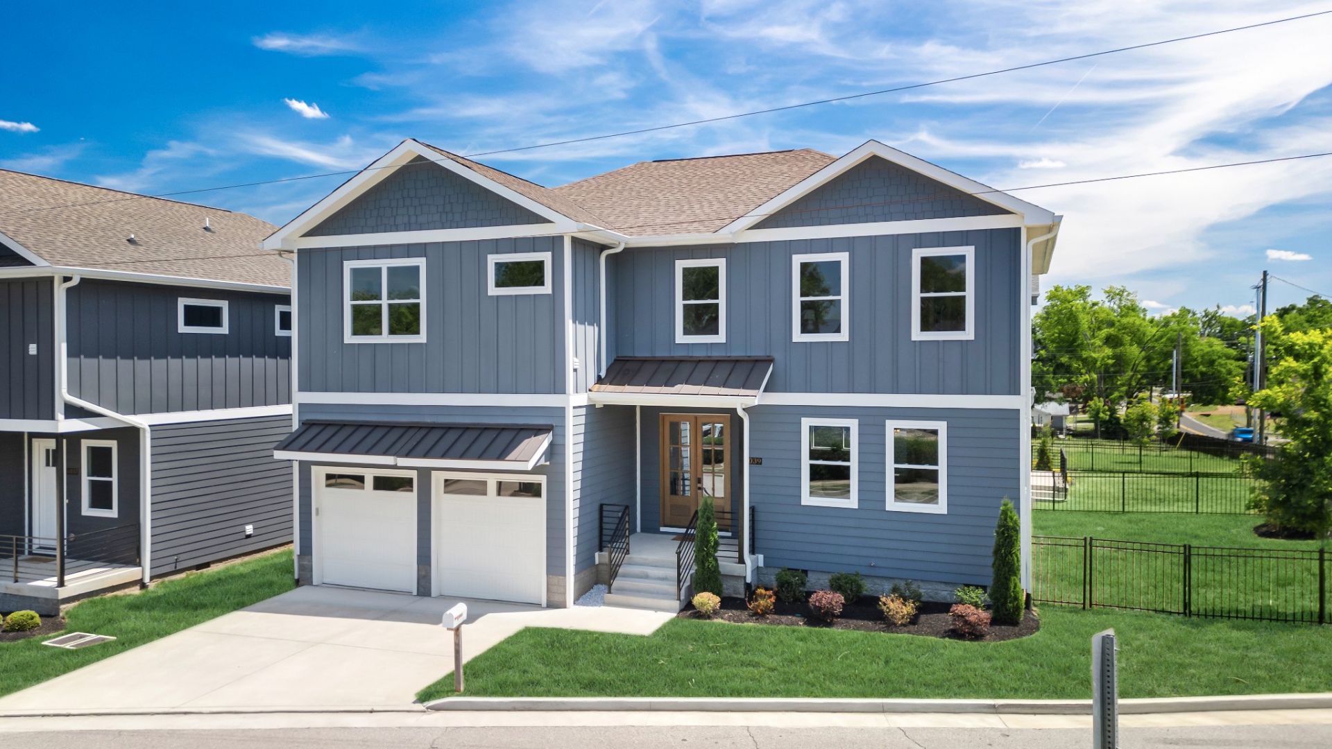 6039 Sterling St , Nashville, TN 37209 Main Photo