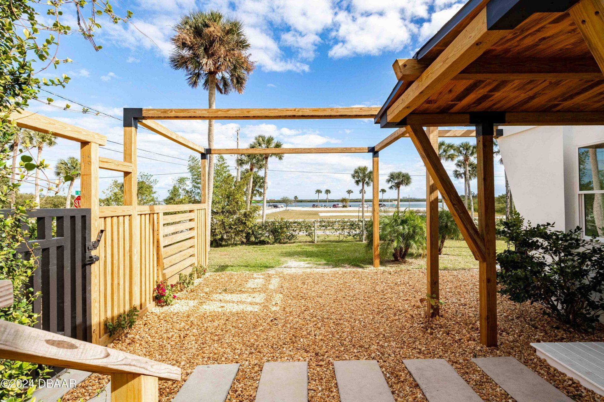 500 S Riverside Drive, Edgewater, FL 32132 Photo